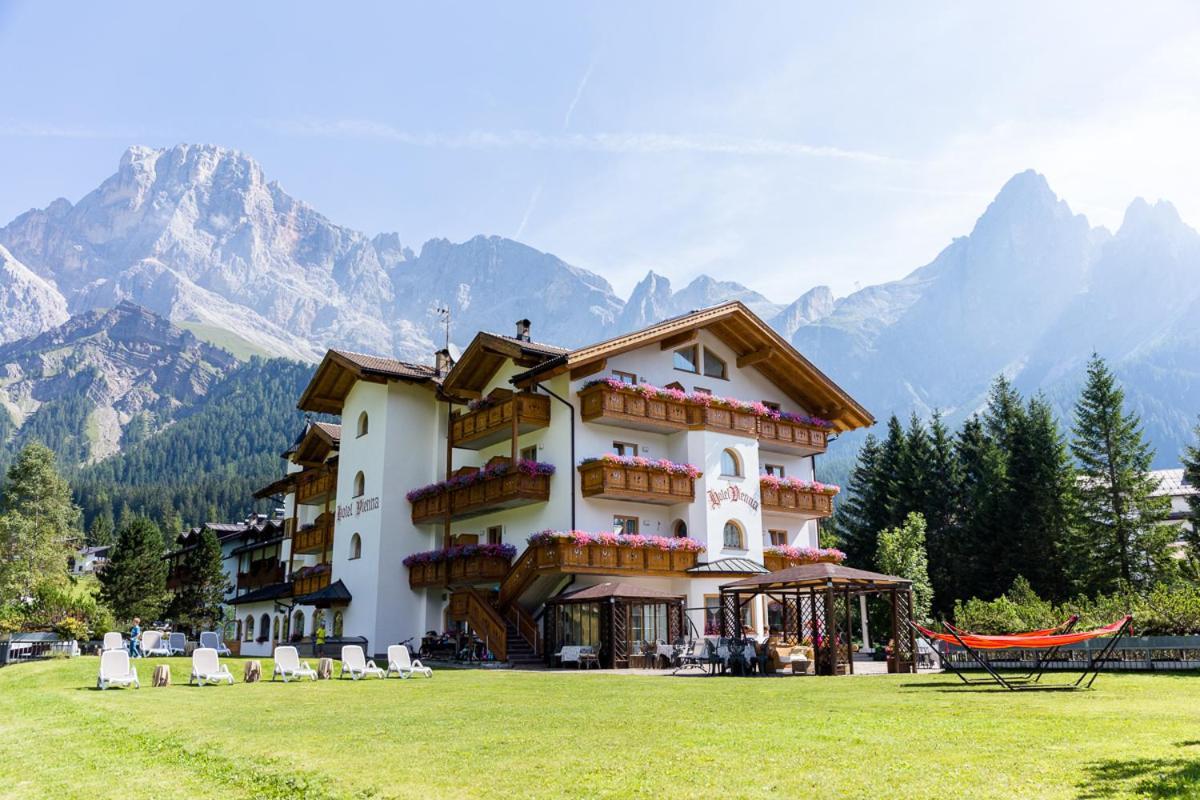 Hotel Vienna San Martino Di Castrozza Ngoại thất bức ảnh