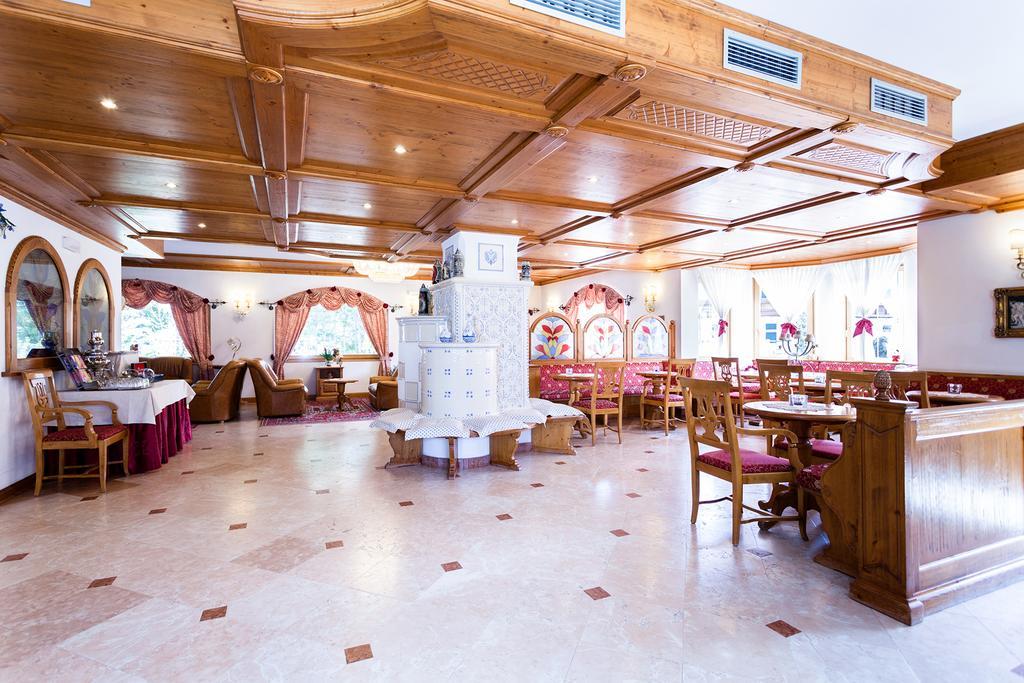 Hotel Vienna San Martino Di Castrozza Ngoại thất bức ảnh
